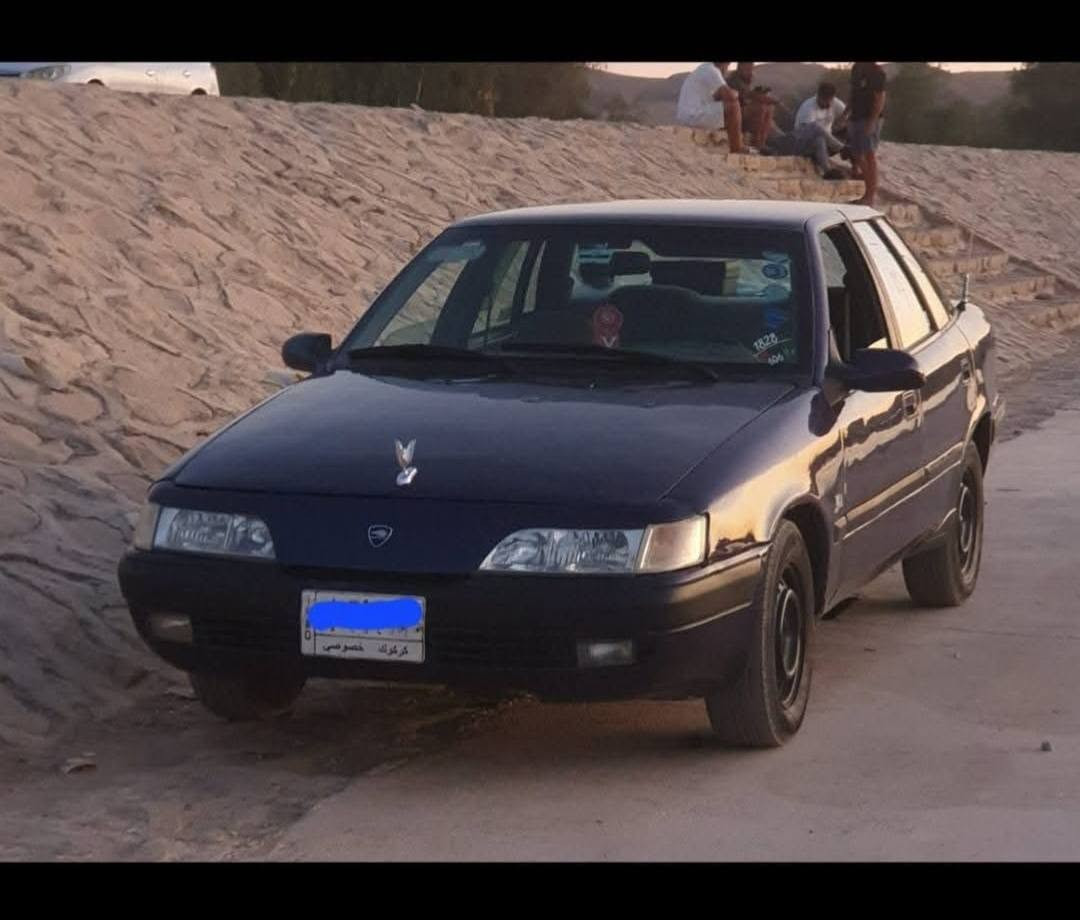 السلام عليكم
دايو اسبرو اوتو 95 مراوس بكيه گص ام عيون حسب القناعه 
الدايو شرط التحويل ***********
