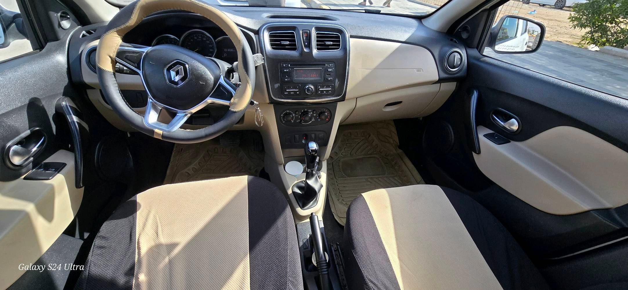 السلام عليكم رينو سمبل ٢٠٢٠ رقم بغداد الجديد هزة جديده سنوية جديدة محرك بالضمان ماشية ١٣١ بيها باب الايمن الامامي صبغ والخلفي بارد وجاملغ امامي جهة السايق بارد كير محرك صدر كهرباء كله مكفول ادامة كاملة السعر ٨٣ مكاني السيدية 
***********