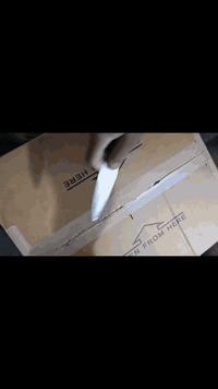 السلام عليكم خدام الحسين زوجين للبيع جديد سماعات RCF 715 سعر الزوج 450 الف مكفولات للاستفسار ***********
