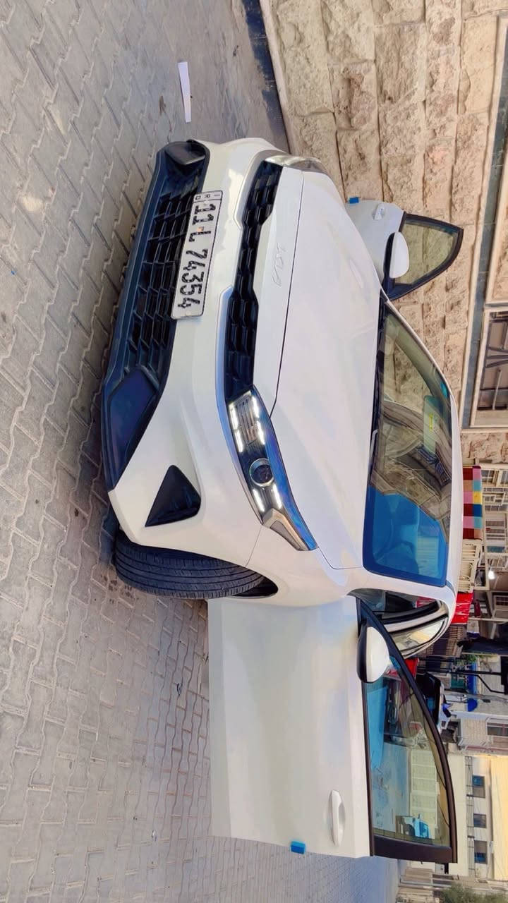 للهم صلي على محمد وال محمد ☑️
كية سيراتو موديل 2024 خليجي وكالة مكينة 2000 المرغوب داخل الونين هم المرغوب موصفات السيارة حساس خلفي تحديد مسار داخل لونين 🙏🏻شاشة وصط السيارة نظيفة حيل وستعمال شخصي 👍🏼سيارة اخذنها جديدة ماشية 50 kM السيارة الله شاهد كلة بانزين محسن وستعمال شخصي السيارة صار بيها طخة شبر فقط وصلحت PDR ولا بينة نهائي بدون قطرت صبغ السيارة مكفولة رقم بغداد الجديد تحويل مباشر  واي تقاصيل ثانية رقمي يمك والسيارة ارخص من خواتها وبل الخير على لي ياخذها تعجبك السيارة على راسي ماتعجبك اشرف بيك وتحياتي لجميع ✋
السعر ١٧٣ وبيها مجال ..
***********
 *********** الاسيا. واساب فقط
