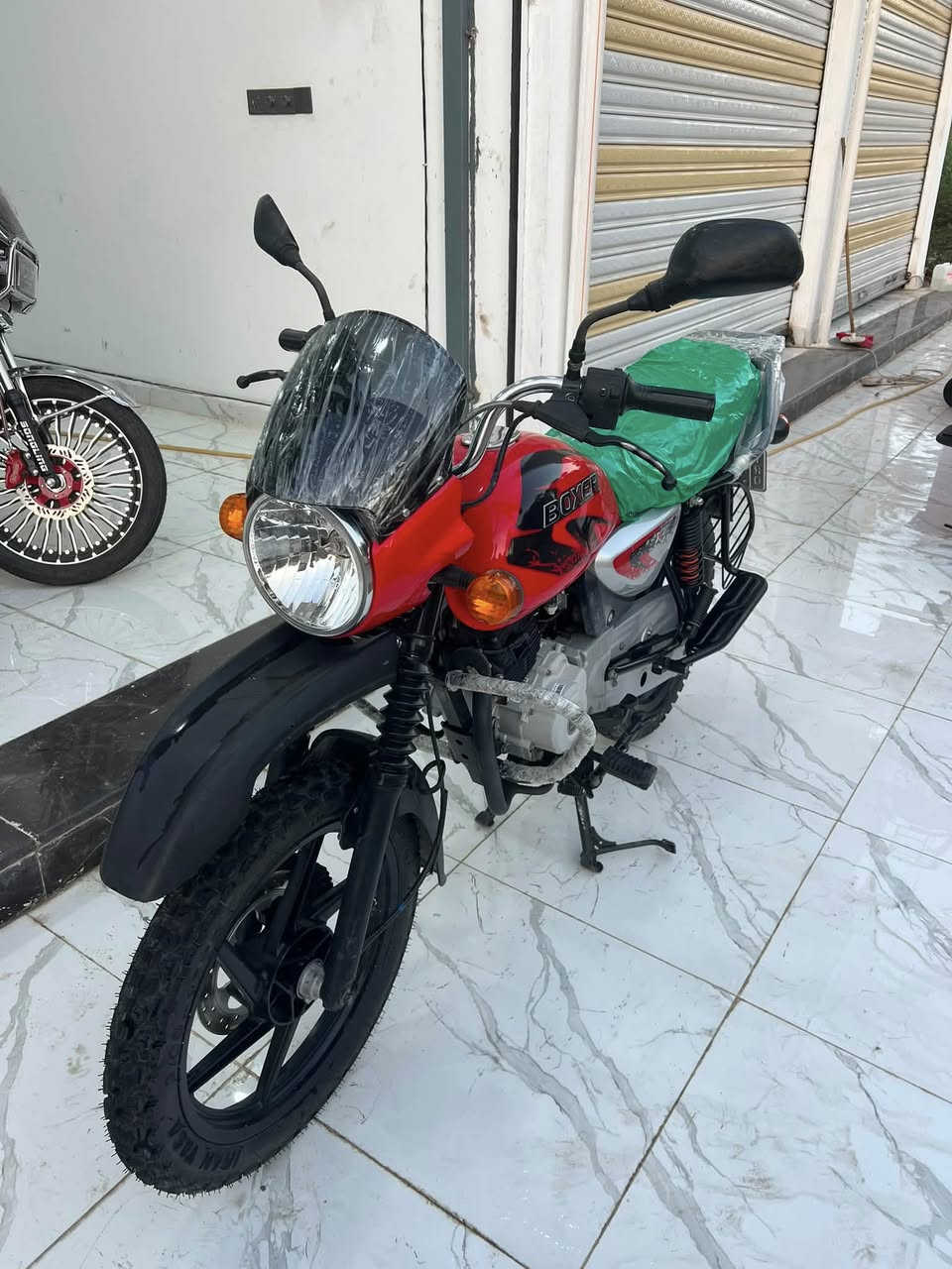 سلام عليكم دراجه بوكسر جبلي موديل 23 نازله بل 25 مرقم لوحه سنويه إنكليزي بغداد تحويل ثاني  دراجه مكفوله كفاله عامه ماشيه 7000 دراجه بحال وكاله مكاني ديالى بعقوبه خرنابات شراي يتصل ويدلل ***********
يتوفر نضام النقد والأقساط على ماستر الرافدين
