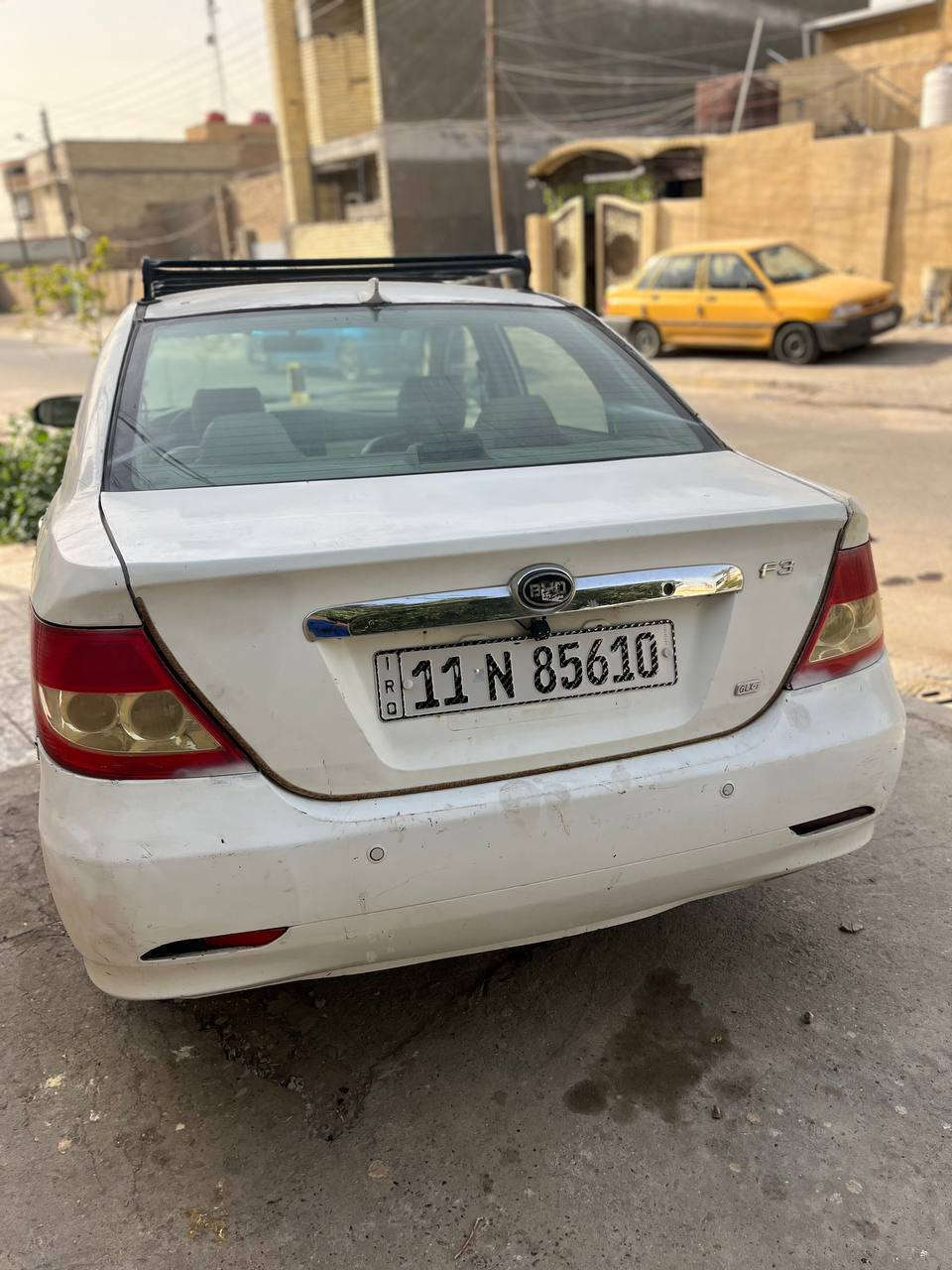 السلام عليكم
بي وأي دي f3 كير عادي موديل2013
رقم بغداد سياره بسمي مصفره غرامات
السياره كامله من كلشي تخم تاير جديد 
مكينه وكير بل جيس
كهربائيات كله شغاله 
تدفئة تبريد شغاله
ضربته بل صندوك
بيع  أو مرواس بكيا للاستفسار 
***********
