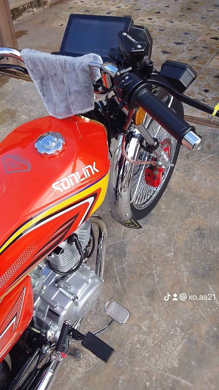 السلام عليكم متاح دراجه تايكر للبيع موديل 2025دراجه شرط لنضافه وسعرهااا 800ولشراي بي خيررر ويدللل مكاني صلاح الدين قضاء سامراء  رقم الهاتف***********
