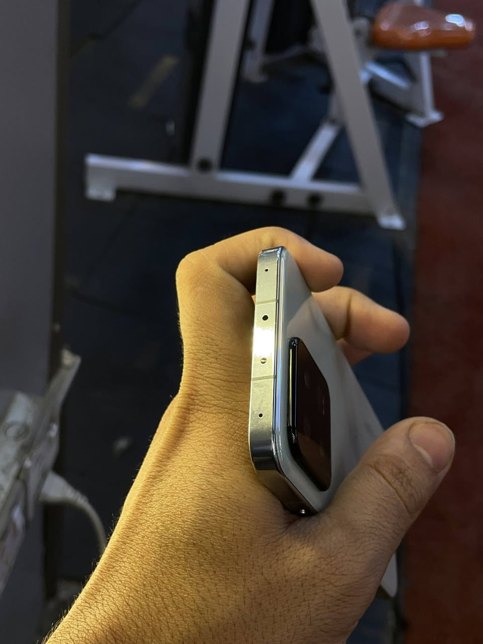 Mi 13 5g
سلام عليكم 
للبيع او مراوس 

ذاكره 256 رام 12
معالج sn 8 gen 2 
ببجي 120فريم
الجهاز نظافه 93٪
شاشه سوبر اموليد 120هيرتز
نسخة عالميه اندرويد 16 دبل شريحة 
كاميرات شكاكيه من لايكه 
فيديو 8K
مكفول من كلشي وتر بروف 
بدون ملحقات فقط جهاز وكفر 
عنواني بغداد مدينة الصدر 
توصيل فقط بأعتماد


**إذا كنت صاحب هذا الإعلان وتريد حذفه لأي سبب، رجاءا أرسل رسالة إلى الدعم الفني**