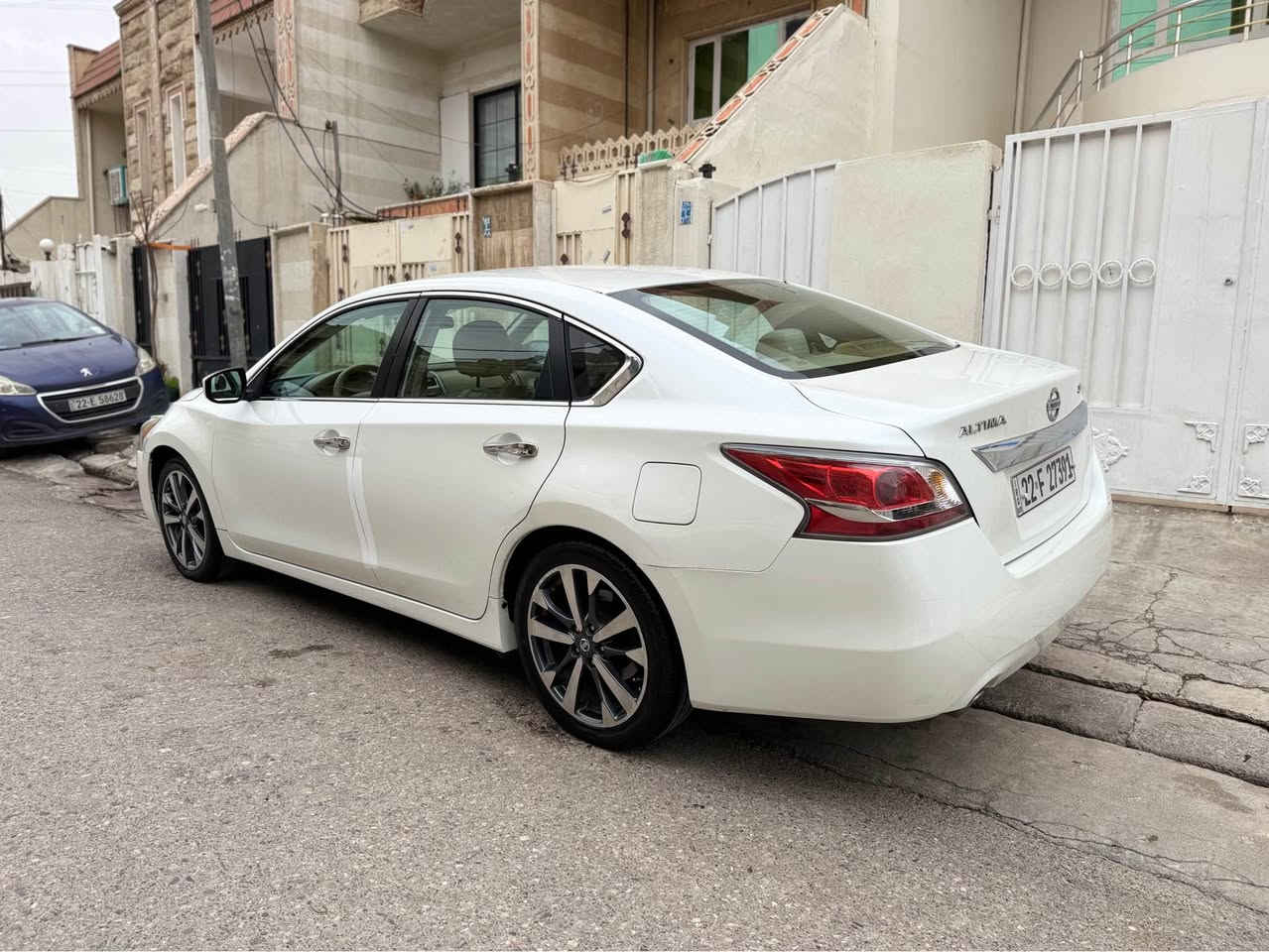 نیسان التیما ٢٠١٤ خلیجی

گێر و مەكینە نەكرایتەوە هەمووی بەشەرت 

٣پارچەی پێشی سبوغە بەبێ ئێرباگ 
شانسی و بەتانە هەمووی بەشەرت نەی گرتیە

تاخم تایە نوێیە ویلی SR لەسەرە مەسرەفی تێدانیە

رەقمی نوێیە سنوی بەسەر چوە بەناوكردن بەشەرتە

سعری فرۆشتن 108 وەرەقە كەمێك مەجال 
0.7.5.0.4.6.9.4.9.4.1. واتساب.و فايبر أربيل, العراق
