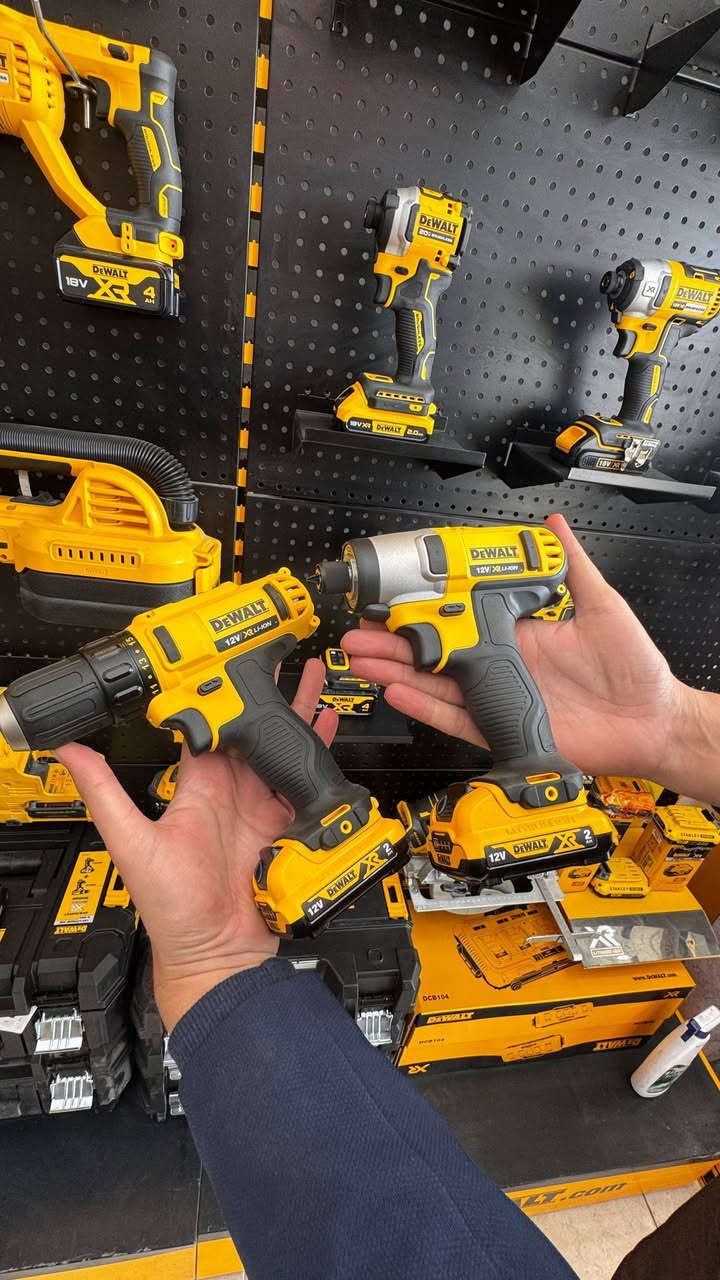 سيت دريل 12 فولت من ديولت كامل دبل بطارية و شاحنة + توصيل مجاني لكل العراق 

***********
