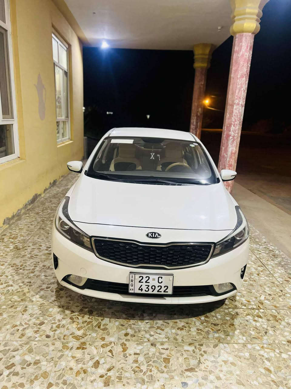 لبيع كيا سيراتو موديل 17مكفوله كفاله عامه للاستفار ***********
