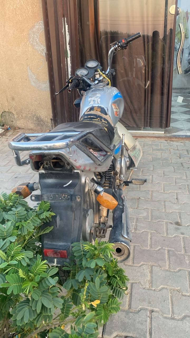 سلام عليكم دراجه للبيع موديل 19اورق كامله كهربائيات شغله سلف السعر 750بيه مجال مكاني كربلاء تقاطع طاقه***********
