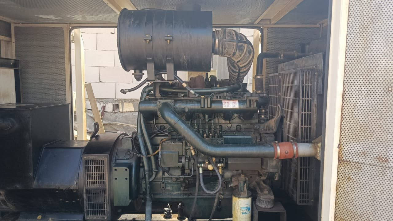 للبيع
مولدة دوسان 200 KVA نظيفة جدا في كربلاء للاستفسار اكثر الاتصال على 
***********
