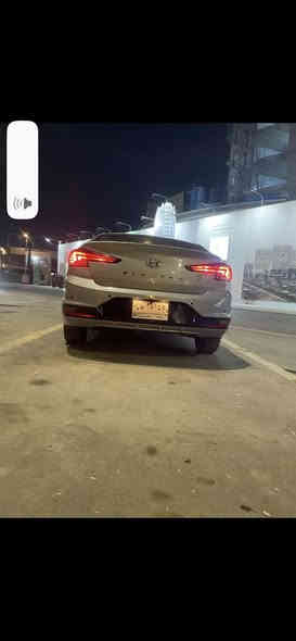 لسلام عليكم  للبييييع ألنترا  موديل 2020  خليجيه 
مكفوله من كل شي ماعدا تبديل دعاميه خلفيه نفس اللون 
وطخة بلهلال الخلفي ترجع بارد بعدني ممسويها  المواصفات تحكم ستيرن واشاير بلمري يعني نص فول  مكينه 1600  دوش   ماشيه 104 ألف كيلو متر   ألسياره جديده بمعنى الكلمه  رقم بغداد ألماني  
ألسعر 163 ورقه  
مكاني بغداد ألغزاليه  
***********
