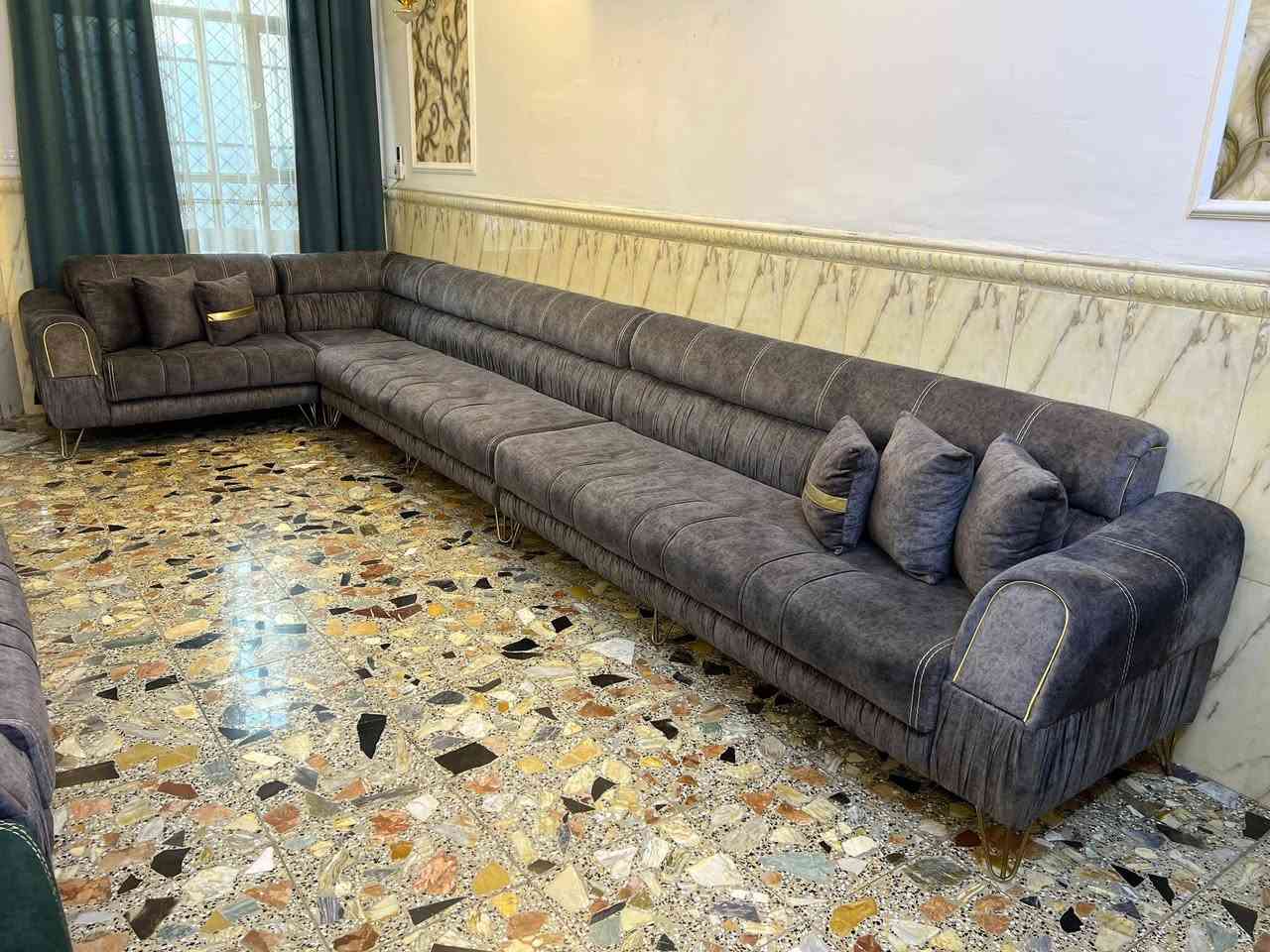 السلام عليكم
تخم ديوان
نضيف ما بي أي ضرر 
السعر ب ٦٧٥ وبي مجال 
شراي اتصل وبيك خير ودلل 
مكاني بغداد
*********** 
***********
