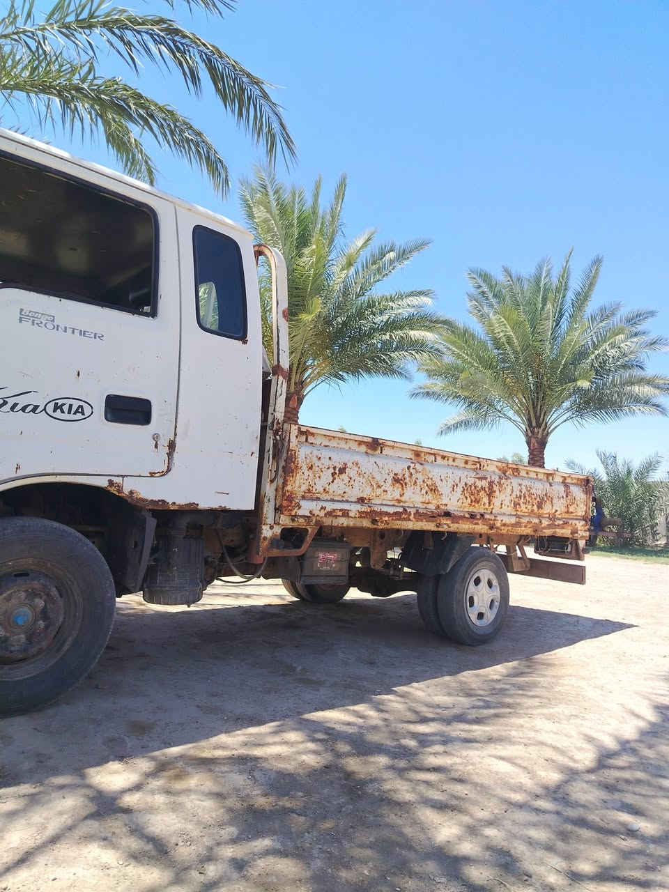 فونتيرا للبيع موديل 98 السعر 19 ورقه بيها مجال***********
