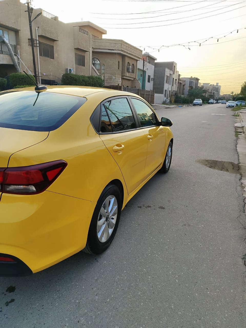 السلام عليكم ريو موديل ٢٠٢٠ امريكي حادثة بنيد بدون دواخل مواصفات اس ماشيه ٥٩ مامشتغله  تكسي مصفره هيئة السعر ١٢٠ العنوان بغداد حي الجامعة رقم تلفون ***********
