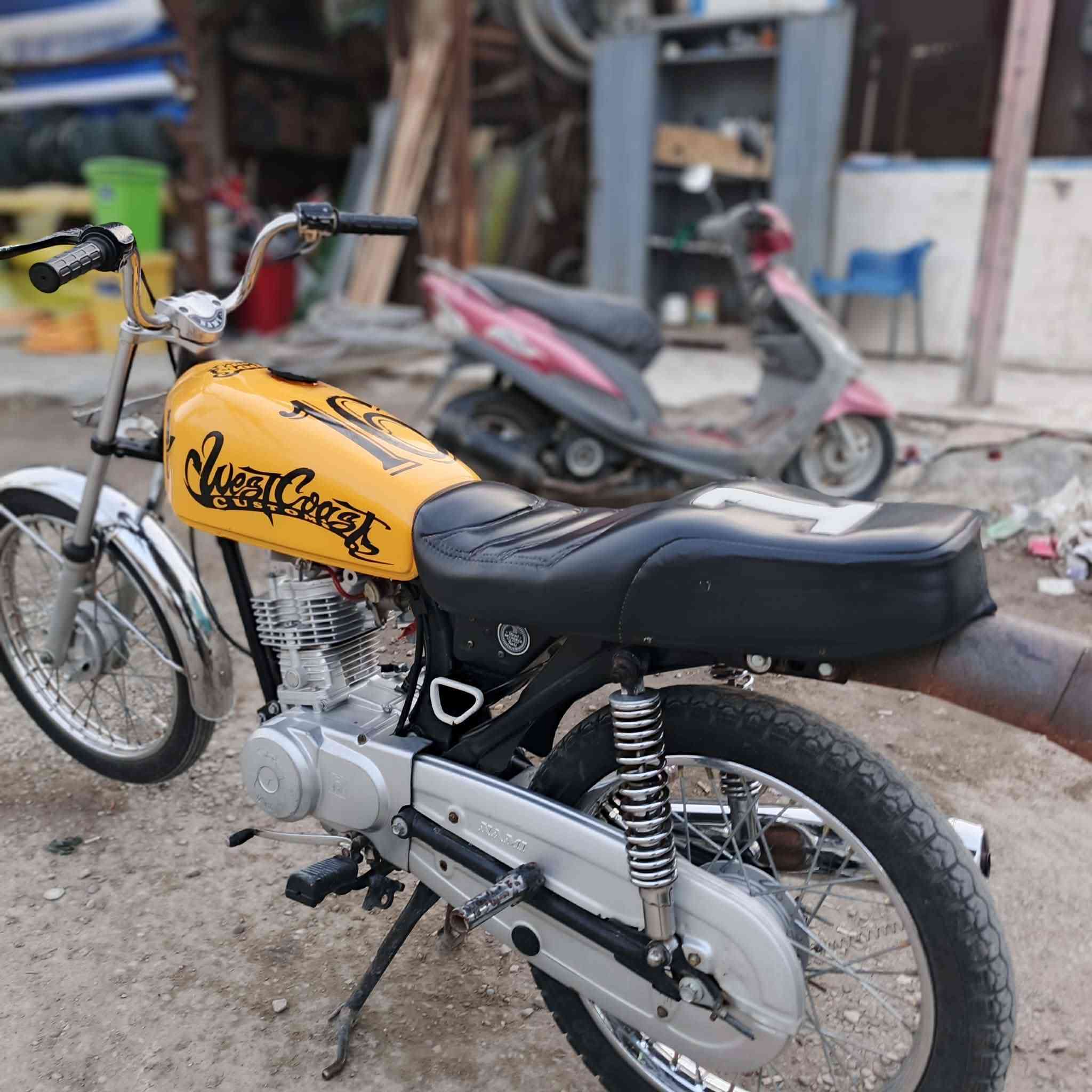 للبيع اوراق اصولي لمديل 23 وشاصي 16 متوجد عل شريحه ***********
