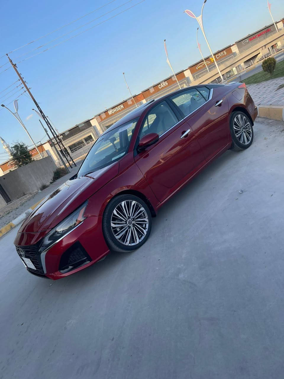 سلام عليك للبيع التيما 
مراوس هم اروس 
موديل 2024
ضرر سياره بونيد صبغ فقط 
ارباك استرن وتكمه طرف واحد طاك راجع بلادي 
موصفات SL فول فول داخل ملكي 
رقم كاتي تترقم شمالي فقط 
ماشي 14 الف
سعر 160 وبي مجال 
مكان سياره كركوك 
رقم موبيل *********** كركوك, العراق
