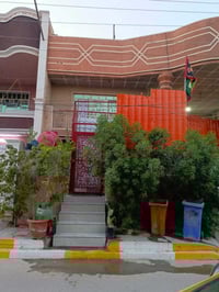 مكتب الصادق بيت مربع طابق ثاني للإيجار نظيف  يحتوي على غرفتين نوم ومطب...