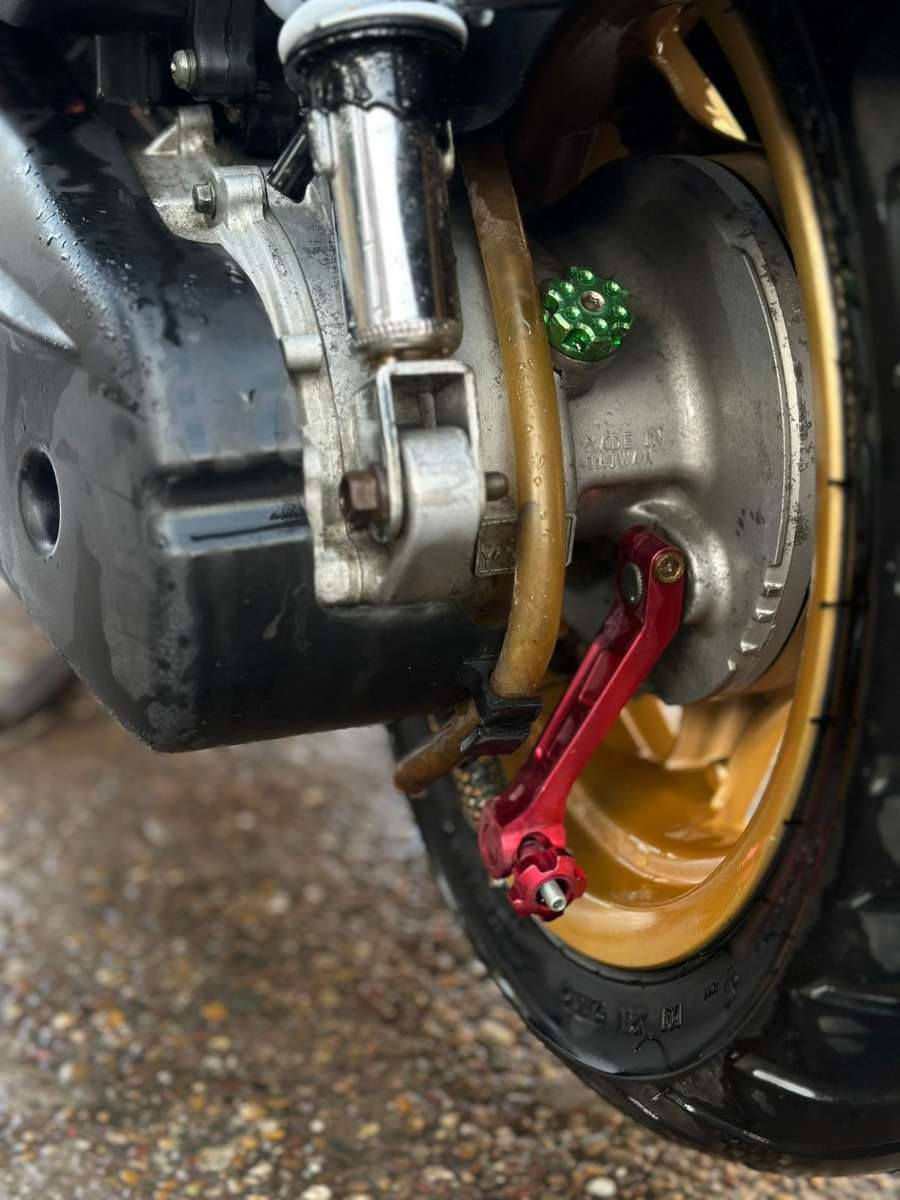 سلام عليكم سكنس جبلي للبيع بلاديه من طول للطول مكفوله كفاله عامه من طول للطول شغاله كلشي بيه شغال عليه قطع تزويد خير من الله كلجات رياضي وختم واحد واحد ويا مكينه و بجم امامي بلادي كاربون فايبر اصلي بلادي تايرات جديدات بريكات و دراجه خير من الله سعر 1300 وبيها مجال حك جيه تواصل خاص مكاني بغداد الحسينيه الراشديه


**إذا كنت صاحب هذا الإعلان وتريد حذفه لأي سبب، رجاءا أرسل رسالة إلى الدعم الفني**