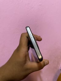 متاح هونرx9cذاكره 256الرام 8+8 جهاز بلادي وجهاز بدون ملحقات بس بيع الج...