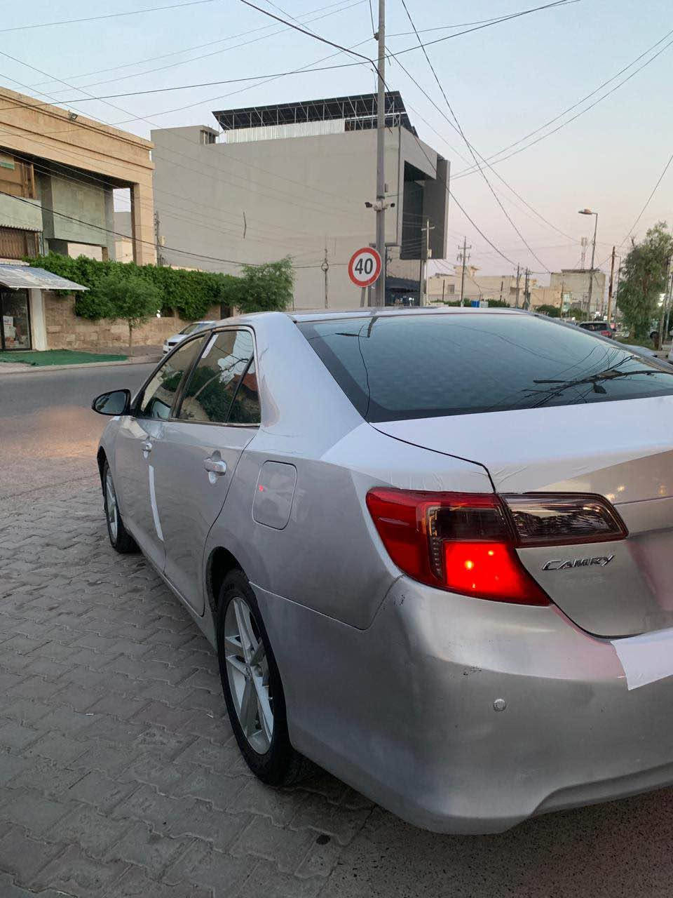 Camry xaleje   
Model  2014  GL 

حيزام سبوغ 
جەمپێکی پێشی هەیە
ئێڕباگ سوکان 
سەقف و شان نیتی 
ڕۆیشتن / ٢٠٠ هەزار کم 
ڕەقەم و سەنەوی کۆن 
مەکینە V4,2,5 
800 $ غەرامەی لەسەرە 
پاش معاملەی وەردەگریەوە

نرخ / ٩٩ $
*********** أربيل, العراق

