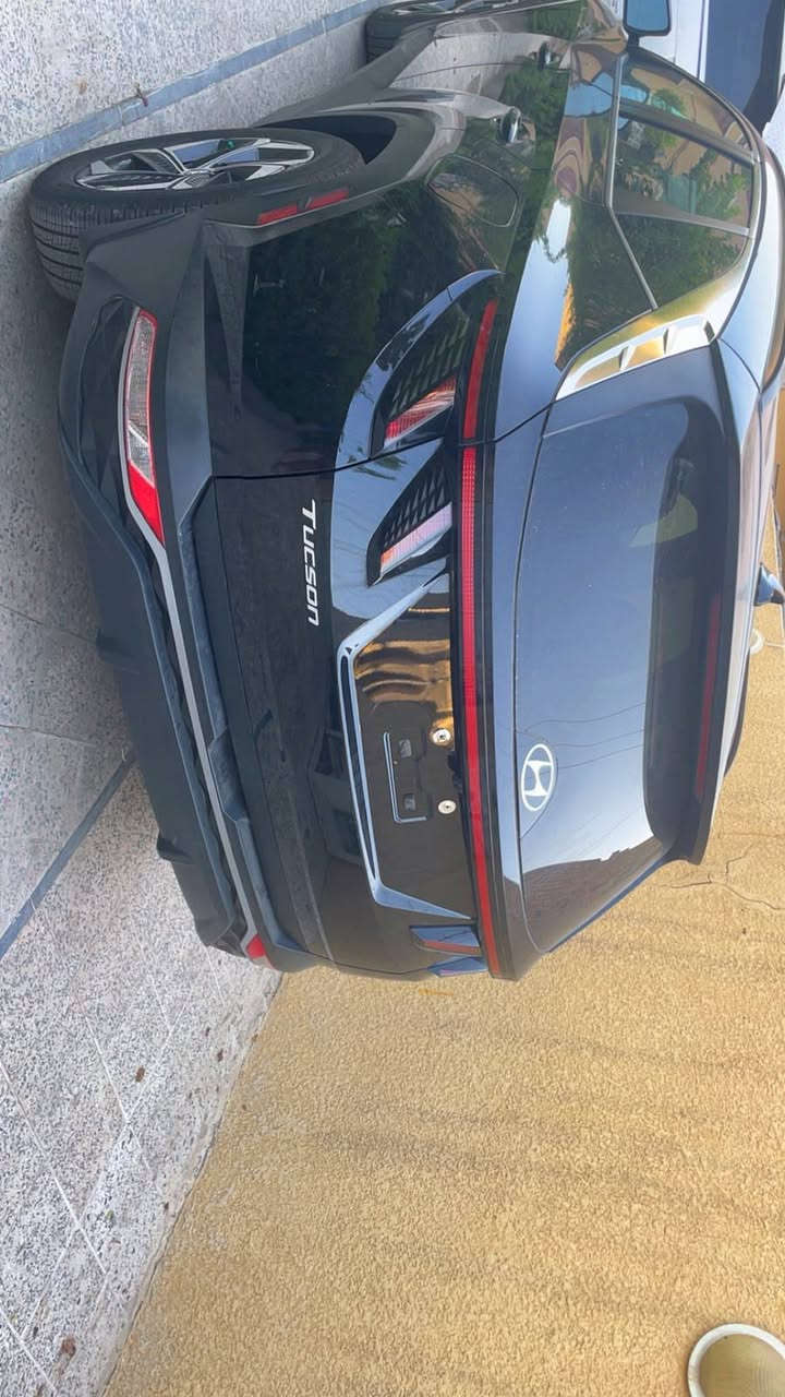 للبيع 🚘🚗🚘
سلام عليكم 
توسان فول 1ع1 
موديل 2024
محرك 2500
ماشيه 7الف بعدها ويروح
حادثها كصه مال بنيد وبدل واحد نفس لون امريكي فقط 
الاستفسار تصال على رقم 
***********
