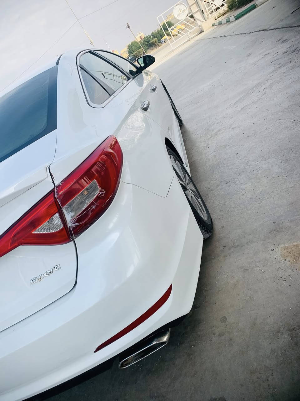 سوناتا 2015 SPORT
وارد امريكي محرك GDI
رقم ذي قار الدولي
ضرر جاملغ امامي نفسه مرجع بدون تبديل
ليبل واحد 
بيها رشات صبغ ربع جاملغات الخلفيه
اثر  شخوط بدون ضربه 
بسمي مشروع وطني 
فوول تحكمات 
شاشة +كاميرا دواره
مانع انزلاق
تخم تاير +ويل كب رياضي
تبريد +تدفئه بالكشن
كشن كهربائي
دبل كزوز
لد نهاري +لد ليلي 
لايت زنون
 حدادية جديده 
ادامة كامله ع السياره مسوي 
ماتخسر عليها كلشي جاهزه 
السعر 118 وبيها مجال
سونار موجود بيها  

***********
مكاني واسط الكوت 

وترهم مراوس ب اوبتما فقط 

اقره التفاصيل واتصل لي معجبه السعر يعبر المنشور الله يوفقكم 🌹🌹
