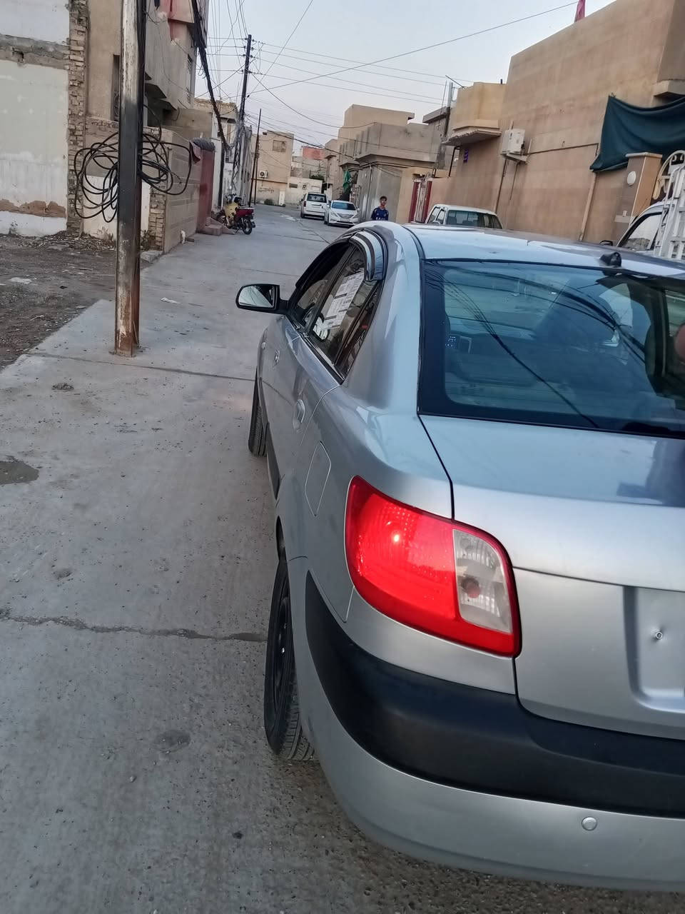 السلام عليكم للبيع أدوات 
كيا ريو مديل 10 سياره حلوة وجاهزة كير مكينه صدر تخم تاير كهربائات كلها شغاله مابيها اي نقص 
***********
