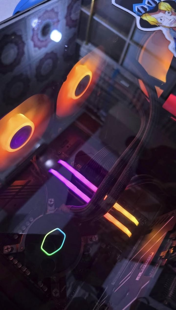 السلام عليكم عدي تجميعه هاي للبيع
رايده بملون و٨٠٠
مليون و٨٠٠ الف وبيه مجال بسيط للشراي مكاني نجف حيدريه 
وهذا المواصفات
Case cooler Master H500p ARGB
M.B. MSI MAG Z690 TOMAHAWK WIFI DDR4
CPU Intel i7 12700k
GPU RTX3070Ti Galax 8GB
Cooler Master MasterLiquid ML360L ARGB V2
RAM 32GB (16GB×2) 3600MHZ
MSI 1TB
SSD 1TB
POWER Supply MSI 850. , FULL MODULAR 80 PLUS GOLD


**إذا كنت صاحب هذا الإعلان وتريد حذفه لأي سبب، رجاءا أرسل رسالة إلى الدعم الفني**