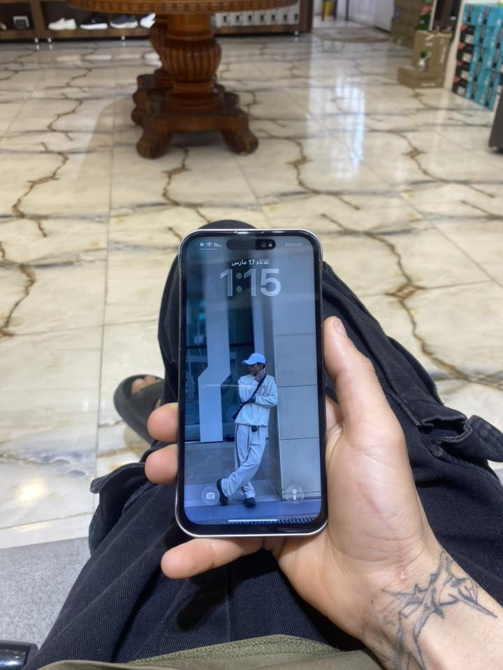 ايفون 14 برو ماكس ذاكره 256 الجهاز مكفول بطاريته 88 كلشي بي شغال تعال افحص فقط شاشه مبدل اصليه رايده 650 قفل 
*********** وتساب موجود ممتواجد عل الفيس
