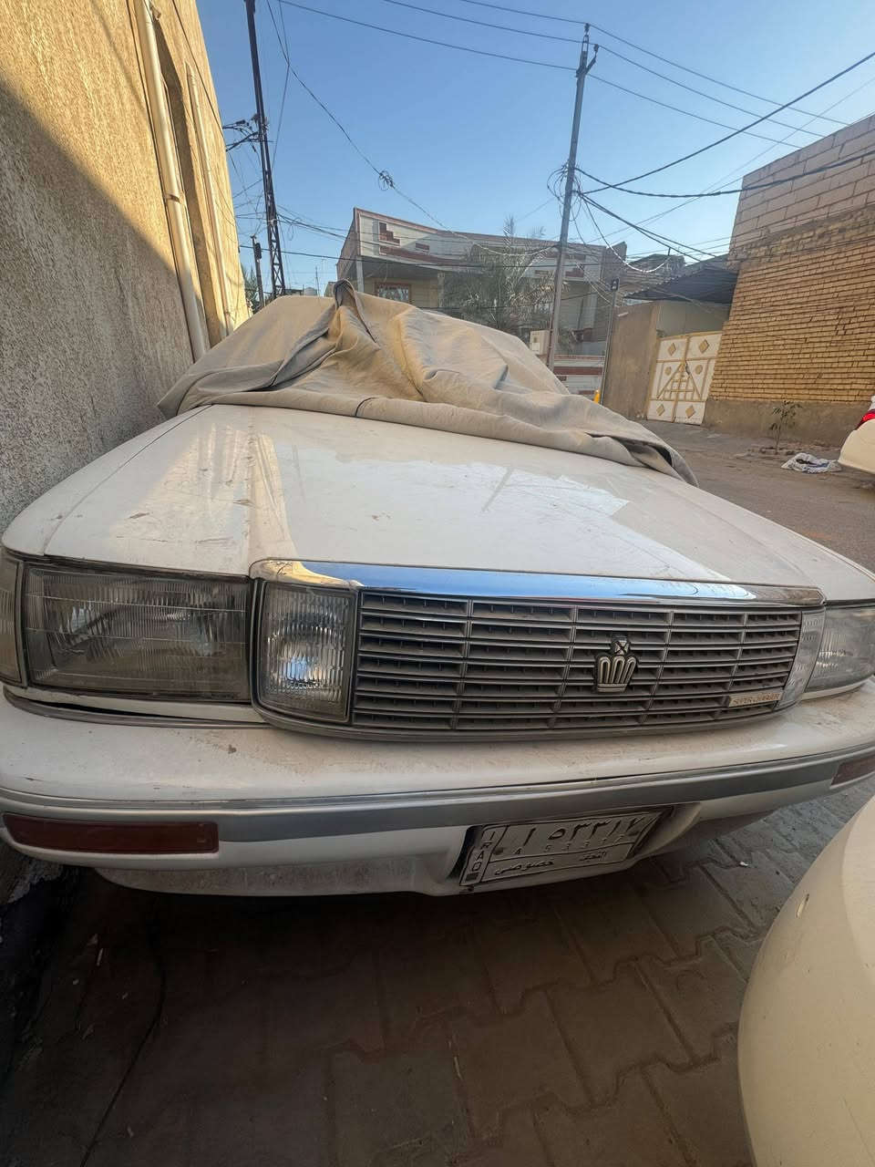 السلام عليكم 
من رخصه الادمن هارتوب مالت تعمير موديل 1991 رقم نجف للبيع توها مصبوغه حدايده نص تخم تاير جديد  عمر عوزها دواخل ونقوصات بسيطه بك لايت بيها بس واحد ماكنها النجف مكلف بالنشر الاتصار على الرقم   ***********
