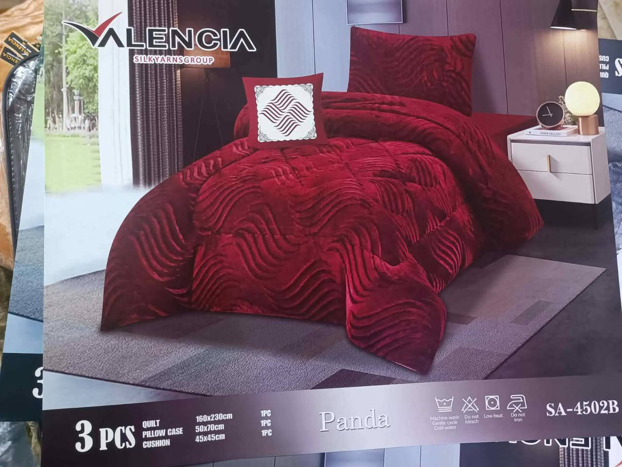 لحاف قديفه نفر وجهين مخدة وجه كوشه
الظهر فرو متوفر توصيل كافه العراق ❤️❤️


**إذا كنت صاحب هذا الإعلان وتريد حذفه لأي سبب، رجاءا أرسل رسالة إلى الدعم الفني**