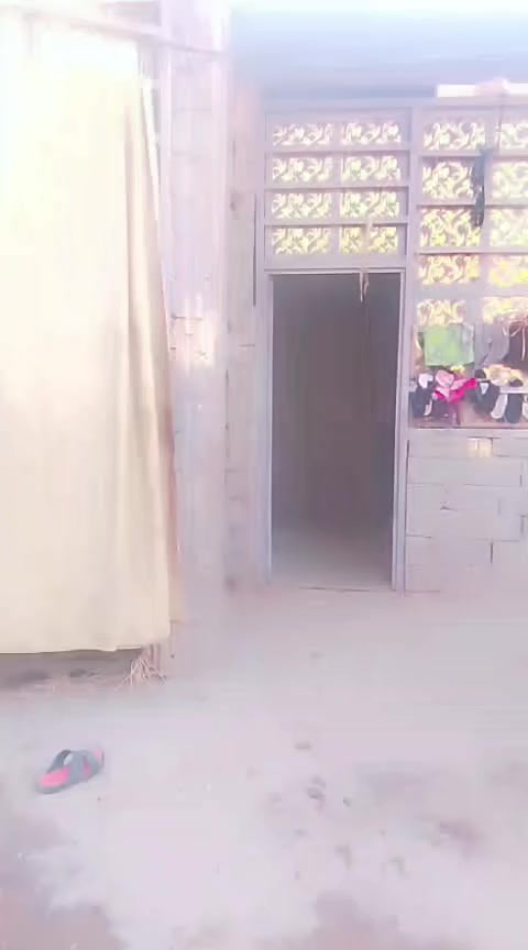 السلام عليكم بيت للبيع طابو زراعي سند 25 مساحته 235م حي المرتضى ال بوجعلول ***********
