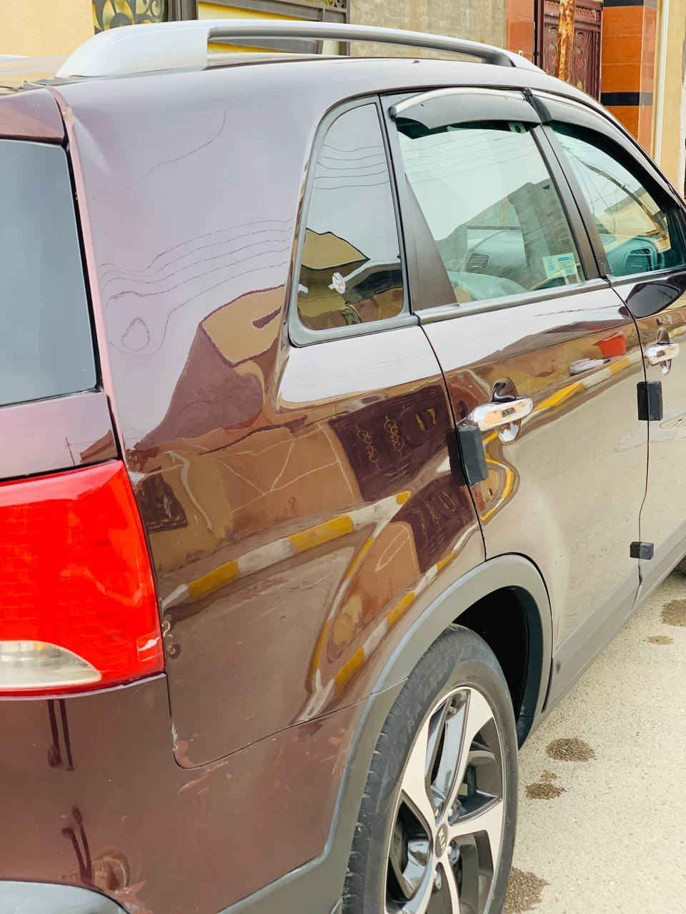 السلام عليكم
 سورنتو ٢٠١٢وارد امريكي مكينة ٢٤٠٠ كفالة عامة سونارها بلصور تخم تاير السيارة كير محرك كفالة  تدفئة بل كشنات كامرة خلفية  السيارة كلش كلش جديدة احلى من الصور 
مستعجل عل بيع بيك خير ودلل 
العنوان صلاح الدين الجيل
*********** 
السعر ١٣٠
