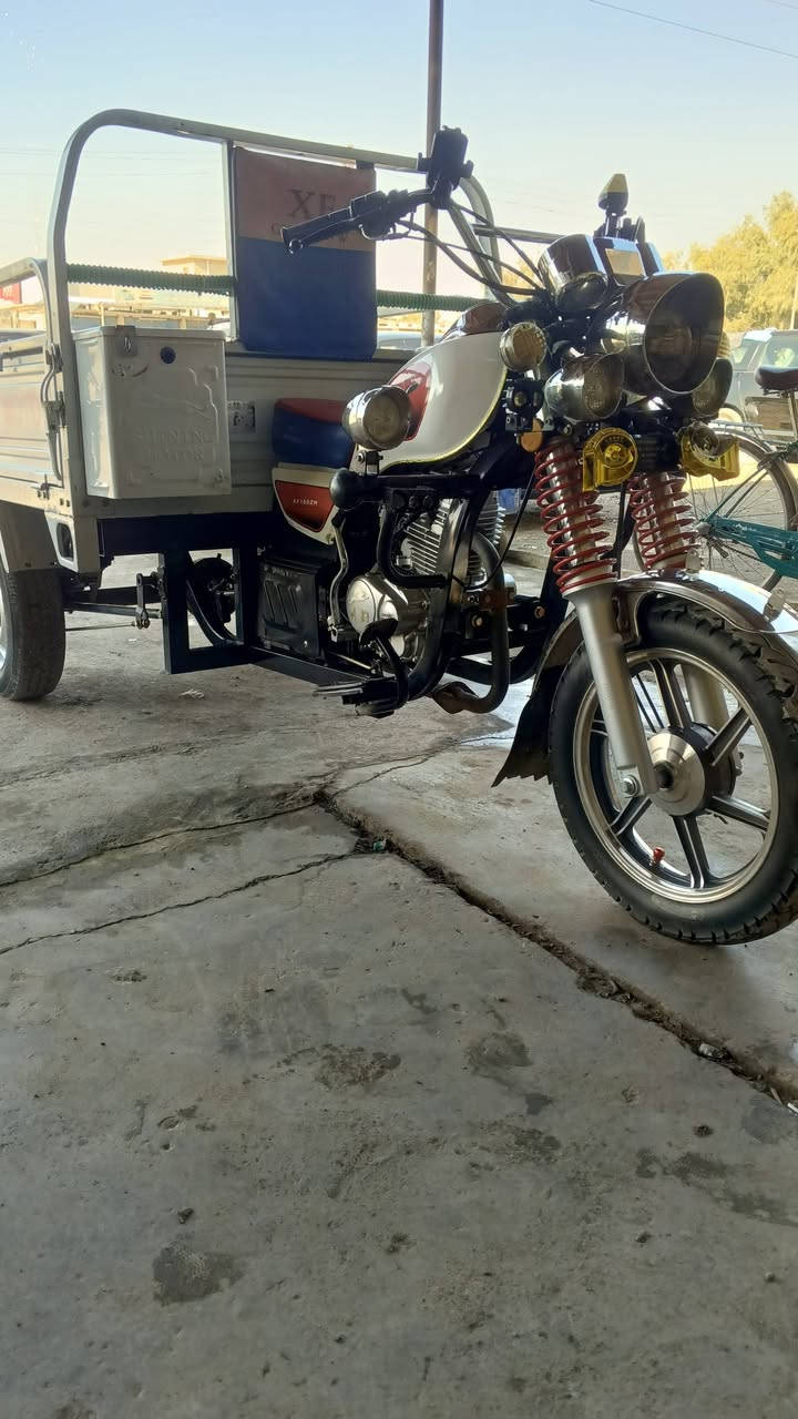 سلام عليكم ستوتة 23مكفولة كفالة عامة جديده بمعنة لكلمة ورق صولي 7وراق لورقة مال كمرك صفرة موجودة مذب علهة ربع كبل للشارع بعد احلى من صور مكاني شهربان سعر مليونين وبيهة مجال شراي يتفضل خاص لمو شراي عبر لمنشور ***********
