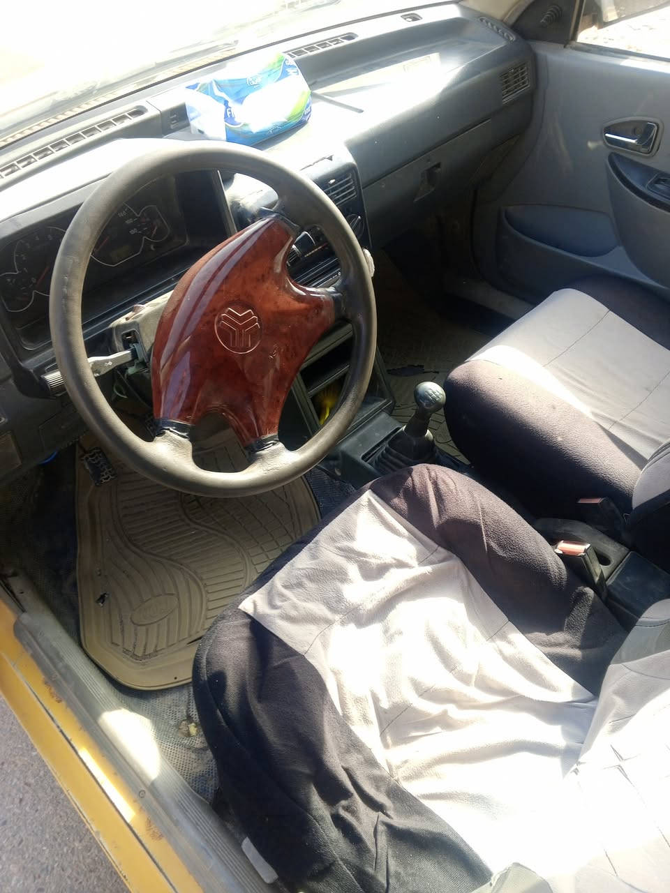 سلام عليكم سايبه موديل 9سياره جاهزه من كلشي محرك كير  اجدد مكفولات كهربات كلها شغاله طخم تأير جديد سياره حتا شواصي علا  شركه عليها هيأ 250عل مشتري قرامات ما عليها رقمها كربلاء مداور شوكت ما يعجبك سياره مال جناي  مكانها كربلاء حي النصر  سعر 18اوشراي ايجي ايكلب ويقتمع او بل خدمه ***********
