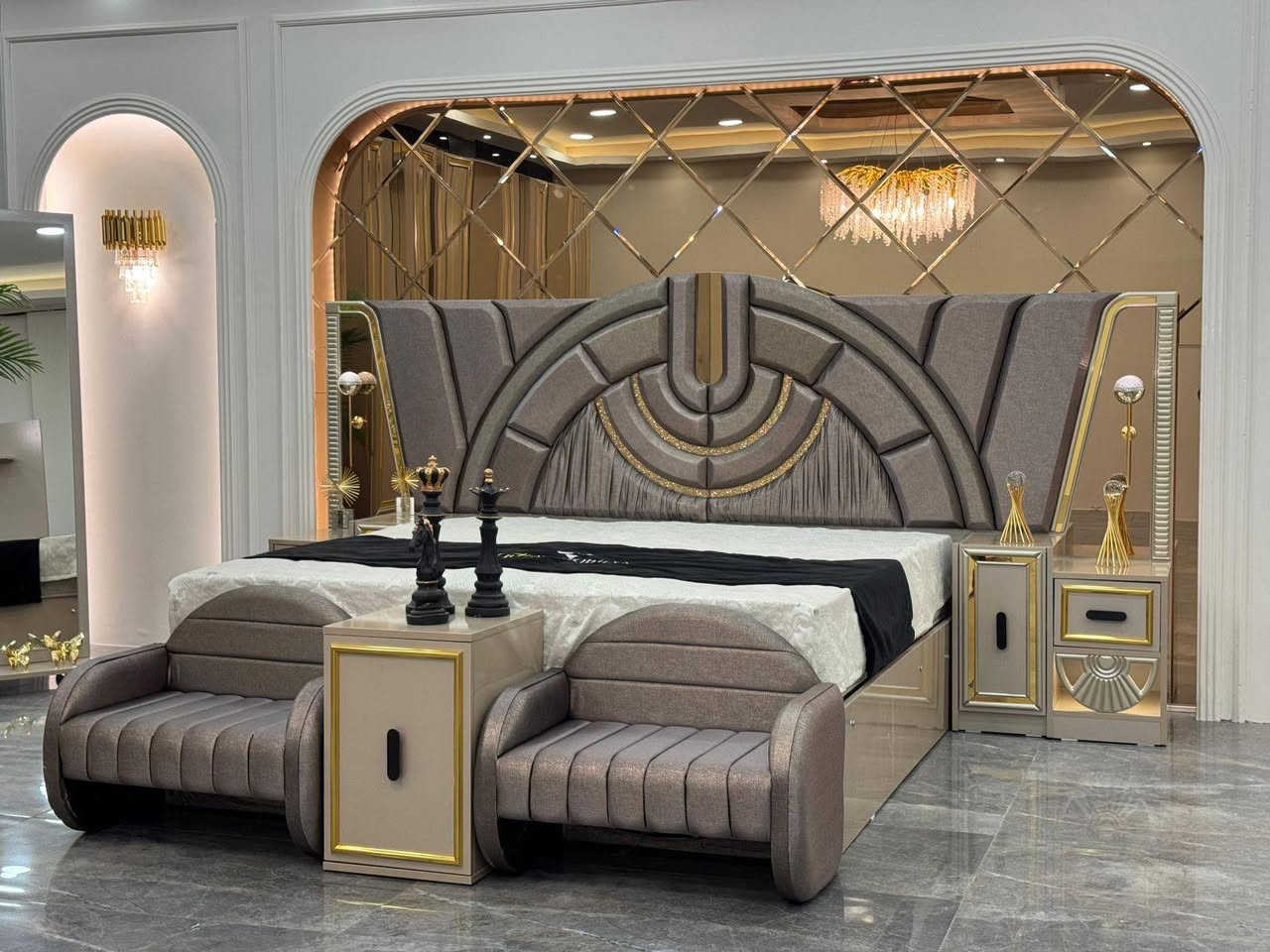 *تم تفريغ*

*موديل   سايهان      المودرن*

*11 قطع             360سم كنتور*

*- ضهر بلوك*

*- برغي وچوي حديد** 

*سري. مخزن جك* 

*صبغ حراري* *

   *السعر🔥 مليونين و 800الف 
الشد والنقل داخل بغداد مجاني 
حجز وستفسار ***********
