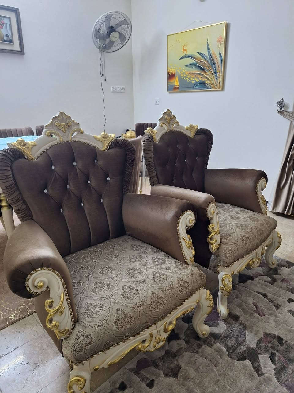 مرحبا 
عندي تخم قنفات تركي خشب زان ١٠ مقاعد   عارضته للبيع ماصارله هوايه عندي اللي يرغب بالشراء يتصل عالخاص


**إذا كنت صاحب هذا الإعلان وتريد حذفه لأي سبب، رجاءا أرسل رسالة إلى الدعم الفني**