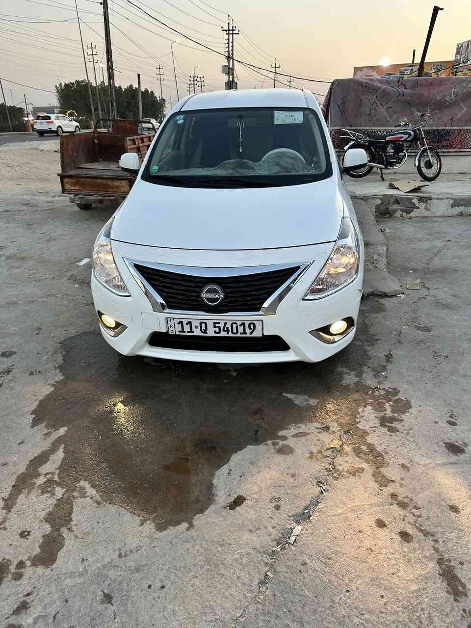سلام وعليكم نيسان سني موديل 2024السياره اقصاد خمس سنوات وتخلص استقطاع مباشر راعيها بغداد سياره كفاله عامه ماشيه 30الف العنوان البصره سعر120 وبيها مجال قليل السياره بوضع الشركه لاتصال ***********

