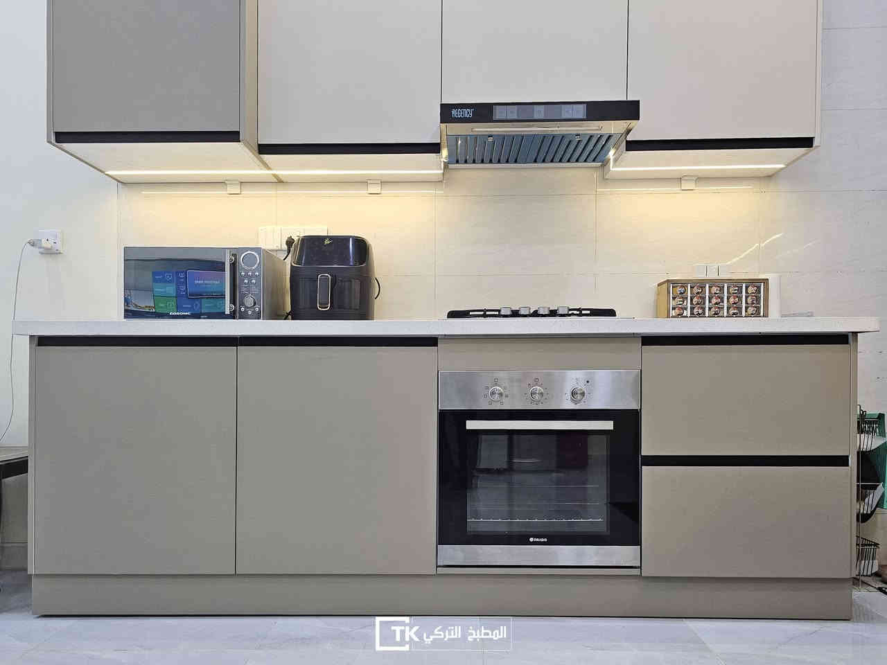 اندمج مع عالم من الفخامة مع المطبخ التركي
تصميم رائع من اللوان الهادئة تعكس التناغم العائلي الرائع
ليصبح المطبخ المكان المثالي لتجمع العائلة

"المطبخ التركي"
نرحب بكم في فروعنا

بغداد - الكرادة - مقابل سما مول (المركز الرئيسي)
***********

بغداد - حي القادسية - شارع الوزراء
***********

الحلة - شارع 60 - مجاور هوم سنتر
***********
***********

بغداد - السيدية - مقابل جامعة البيان
