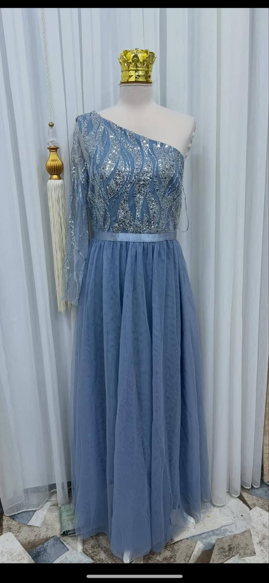 السلام عليكم بدلتين بيضاء وبيجي وفستان سمائي يخبلن بللبس بس لان حامل ماضابط شكلهن البدلات ع 35 والفستان ب25 بيهن مجال بسيط عندي توصيل لكل مكان واذا كلهن احسبهن ب75 مكاني بغداد


**إذا كنت صاحب هذا الإعلان وتريد حذفه لأي سبب، رجاءا أرسل رسالة إلى الدعم الفني**