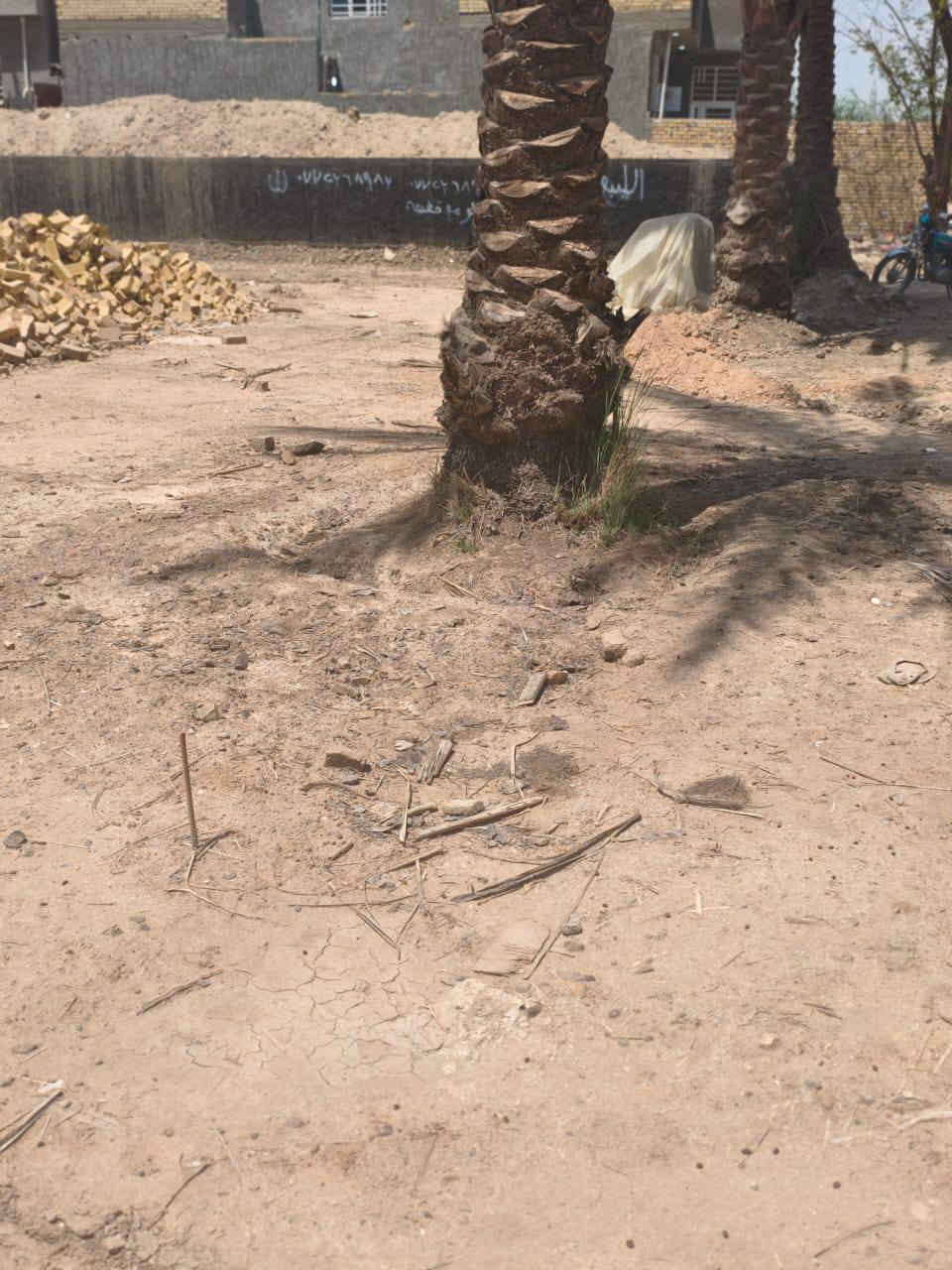 السلام عليكم
قطعه 660متر
بيها بتلو 220م 
بجهت مول أهل الخير أبي غرق
***********

