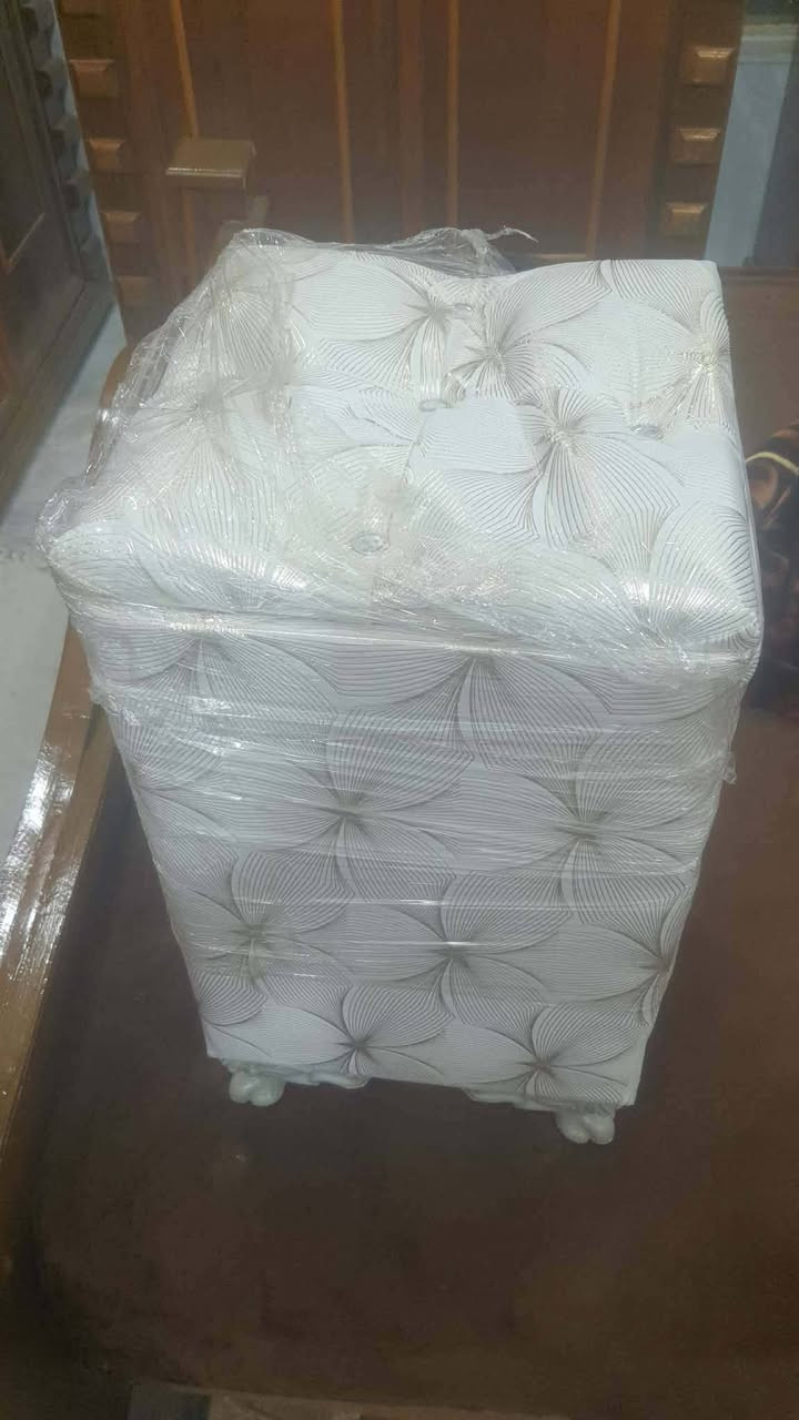 غرفت نوم جديد داخل وخارج صاج تزكام تخبل  سبب البيع ضيق المكان مكان بغداد الحريه السعر مليون و٨٠٠رقم ***********
