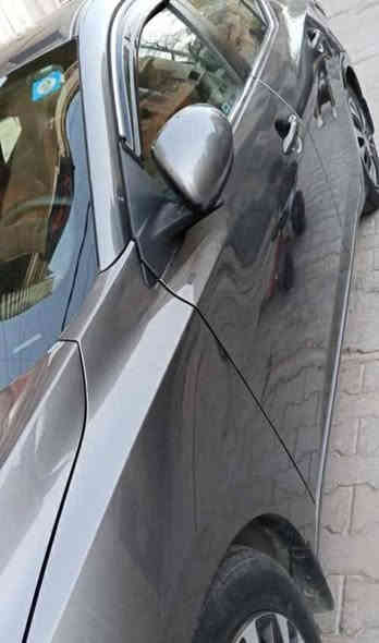 محرك 2000

رقم بغداد دولي باسمي 

ماشية49m km

بدون صبغ 

بدون ضربة

وارد تقرير حرق ربع كشن الخلفي والبطانه 

صور تقرير بالمنشور

السعر .....153

***********
