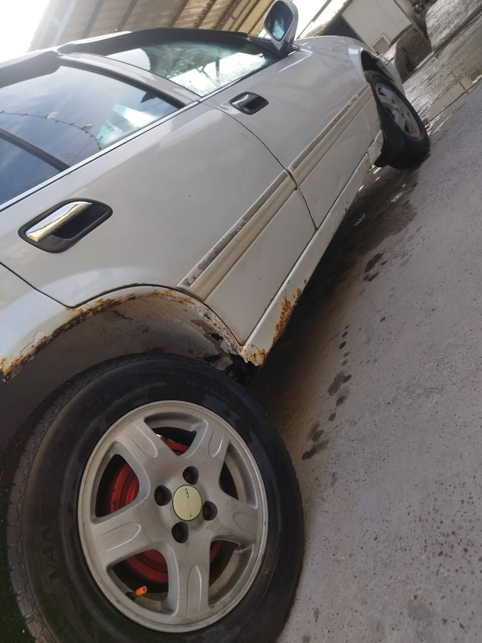 سلام عليكم 

برنس فراشه موديل 96 سنويه بسمي 

سياره شوفت عينك دواسته يرادلهن تبديل لين مزنجرات 

صدر نص عمر 

مكينه وكير خير من الله اوتماتيك 

تبريد مو شغاال نقص كمبريسر 

كشر شوفت عينك وبعد احله من صور 

داخله بطاين شوي تعبانات 

ميكانيكيات كله شغال من صدام لصدام 

مكان سياره بغداد البياع شرطه الخامسه 

سعر 29قفل

رقمي للتواصل  ***********

