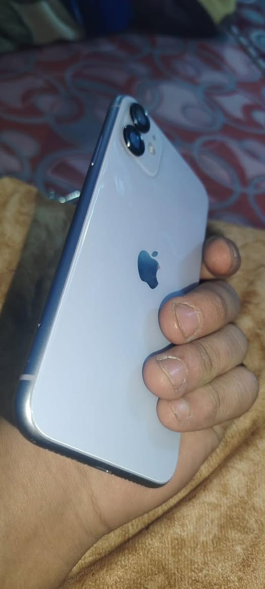 ايفون ١١عادي
الجهاز مرتب حيل نضافه ٩٠٪؜ بطاريه مبدله اصليه ١٠٠. السعر ٢٥٠ كلو شغال تستفسر أزيد راسلني خاص


**إذا كنت صاحب هذا الإعلان وتريد حذفه لأي سبب، رجاءا أرسل رسالة إلى الدعم الفني**