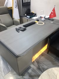 مكتب كامل للبيع ميز مكتب عرض 180 زاويه سعره 550 كرسي مدير سعر 90  تخم ...
