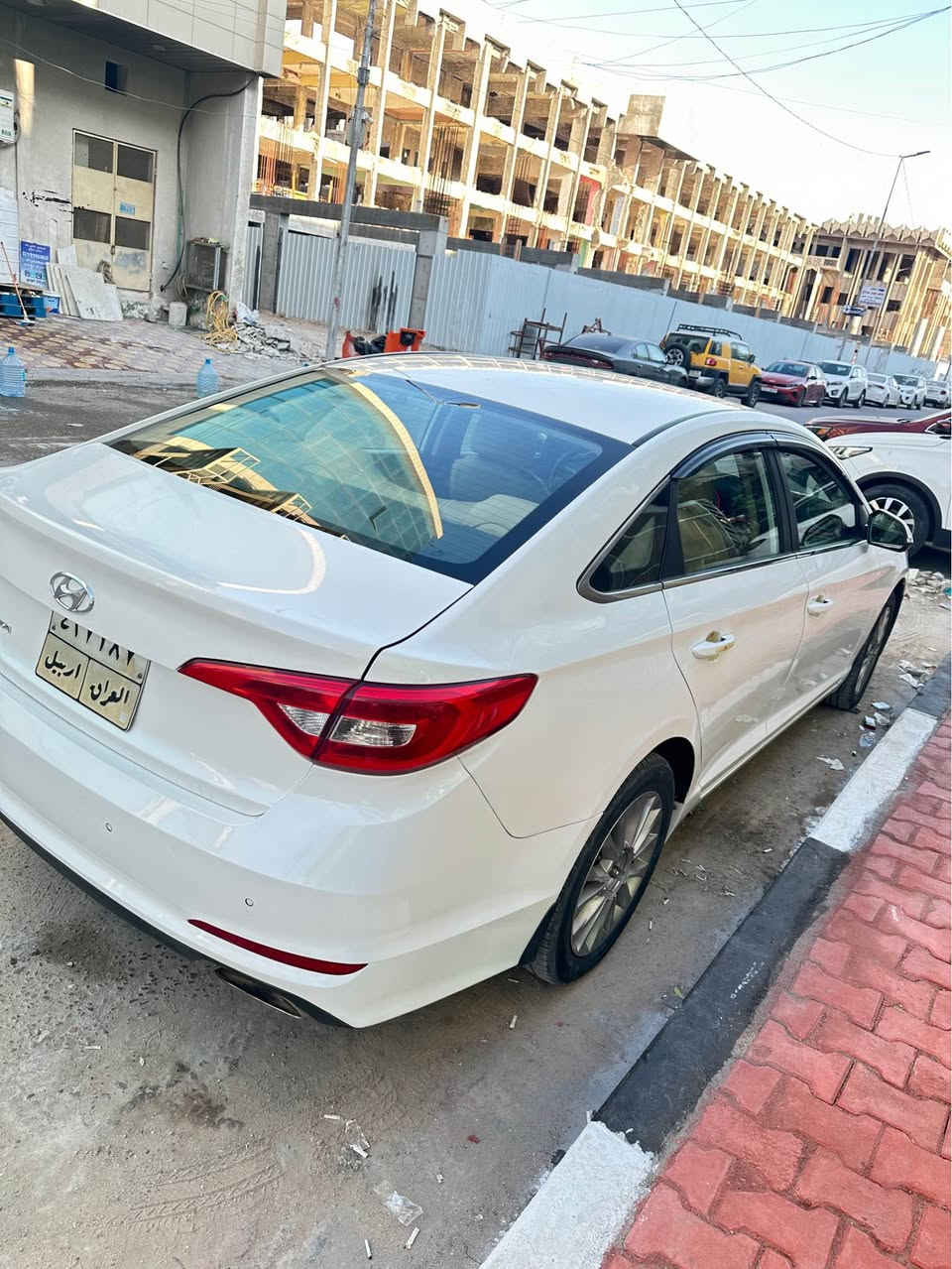 سوناتا 17 خليجي رقم اربيل 
مكان السياره بصره
سياره حلوه ونضيفه بدون حادث 
عدا بارد بالجاملق الخلفي الايمن فوق التاير والجاملق الثاني كد شبر هم بارد الباقي كله نضيف
سياره مال جناي  من دوام للبيت 
مكينه  دوش 2400 مكفوله وكير وتبريد  نضاف للاخير
حداده جديده و دعاميات جديده امامي وخلفي 
ماشيه 167 الف
سنويه السياره مخلصه 
سعر 150 $ بيه مجال حق الجيه 
*********** البصرة, العراق
