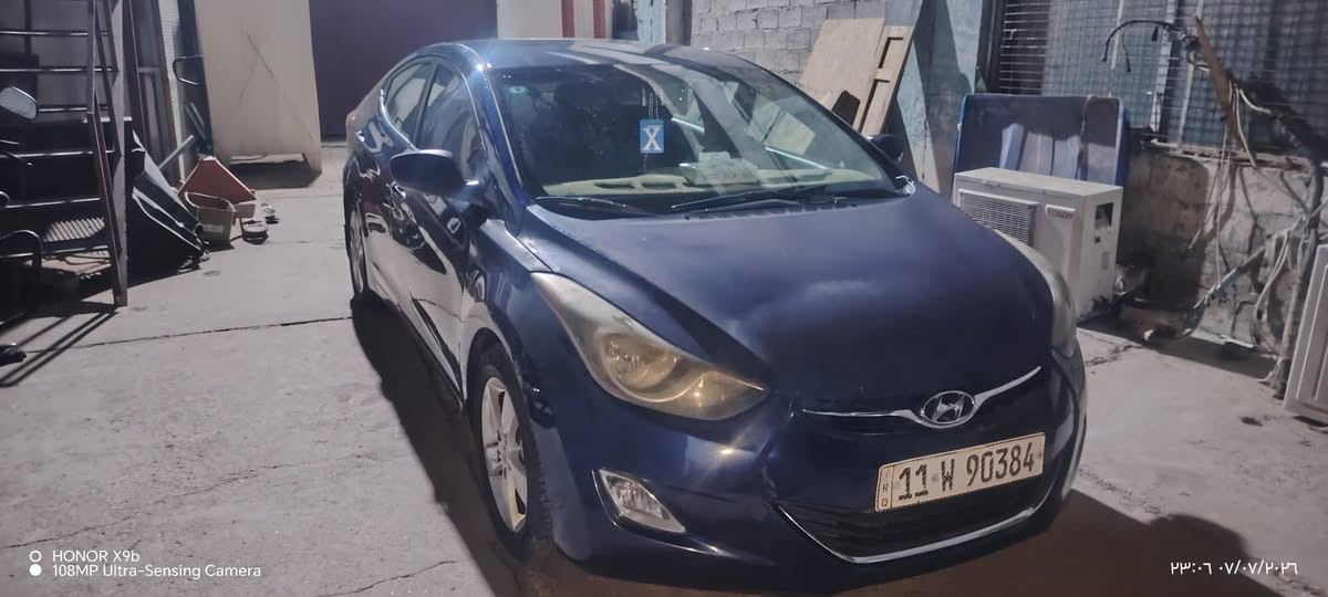 إلنترا موديل ٢٠١٣
رقم بغداد انكليزي بأسمي 
محرك 1800دوش مكفول
كير AT مكفول
ماشيه 96 ميل
مواصفات نظام ايكو مانع انزلاق تدفئة كشنات
داخل اسود بيجي شاشة اندرويد
سيارة بيهة اربع قطع ابيع حزام
لغود شواصي تكم حوض مكفولات
مكان بغداد حي العامل
سعر ٩٠ بيهة مجال للشراي
***********
