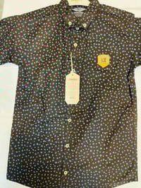 قميص ولادي • ٤-١٧سنة • توصيل مجاني