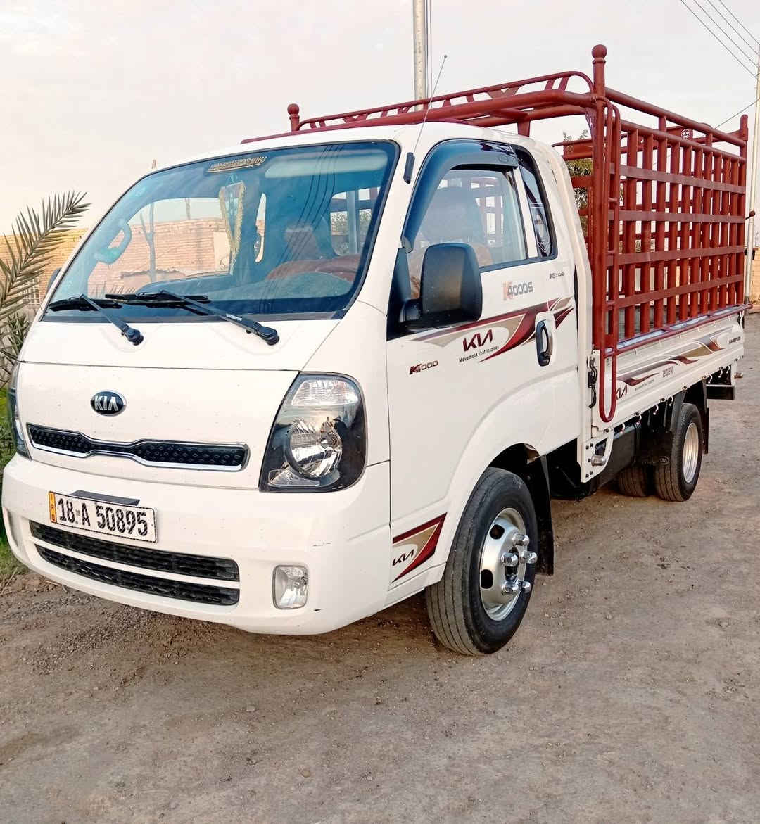 سياره كيه فحل  مكفوله كفاله عامه من كلشي موديل ٢٠٢٠ سياره رقم انكليزي بسمي مكان ميسان قلعه صالح رقم *********** لسعر ١٥٠ وبيه مجال وانه بل خدمه
