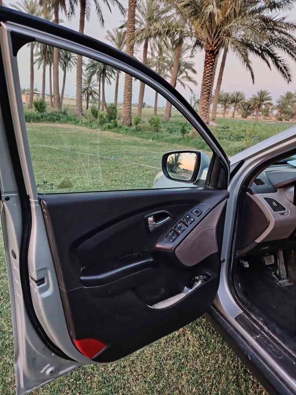 سلام عليكم"سياره للبيع توسان موديل 2013، نظيفة جداً، محرك  ممتازة، تبريد ممتاز، ، استخدام شخصي، خالية من الأعطال، جاهزة للفحص، والسعر مناسب  رقم ‏(‪***********‬‏)‏(‪***********‬‏)
